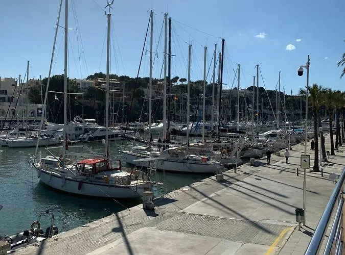 فندق مبيت وإفطار In Center *