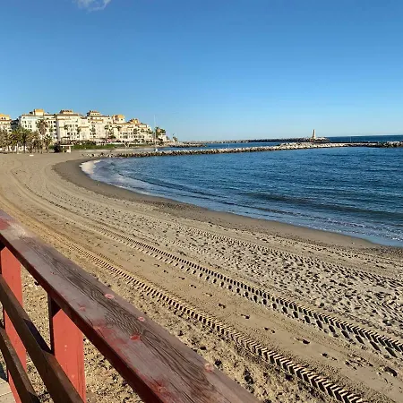 Oda ve Kahvaltı In Center *